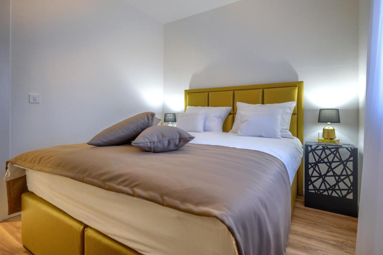 Luxury Apartments Leonika ビビニェ エクステリア 写真