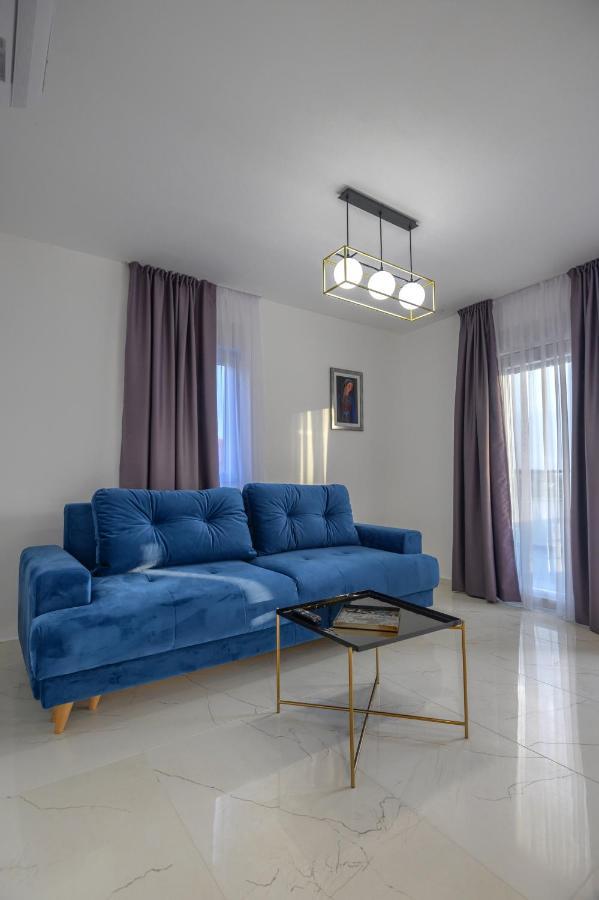 Luxury Apartments Leonika ビビニェ エクステリア 写真