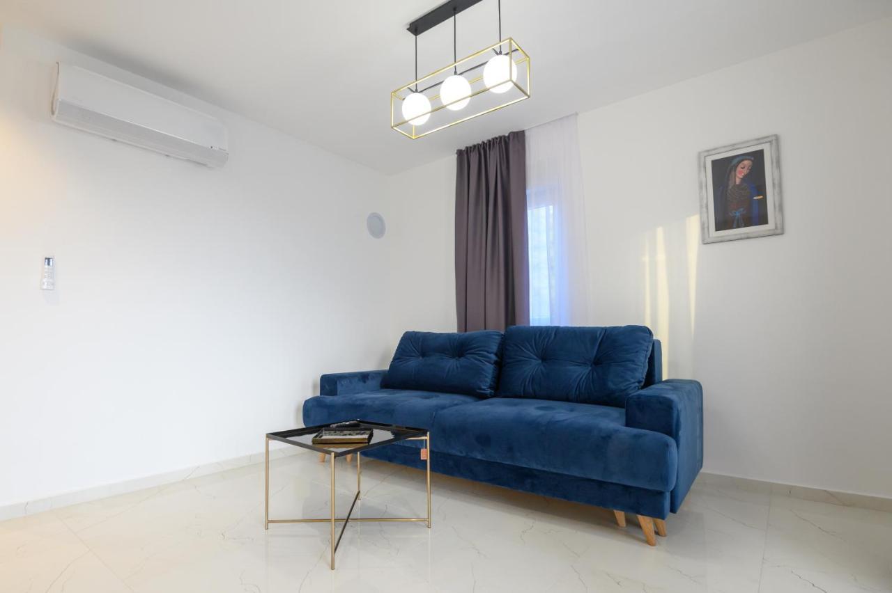 Luxury Apartments Leonika ビビニェ エクステリア 写真
